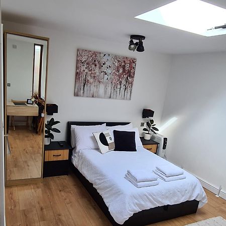 Canterbury Romantic Modern Home Goodnestone  Bagian luar foto