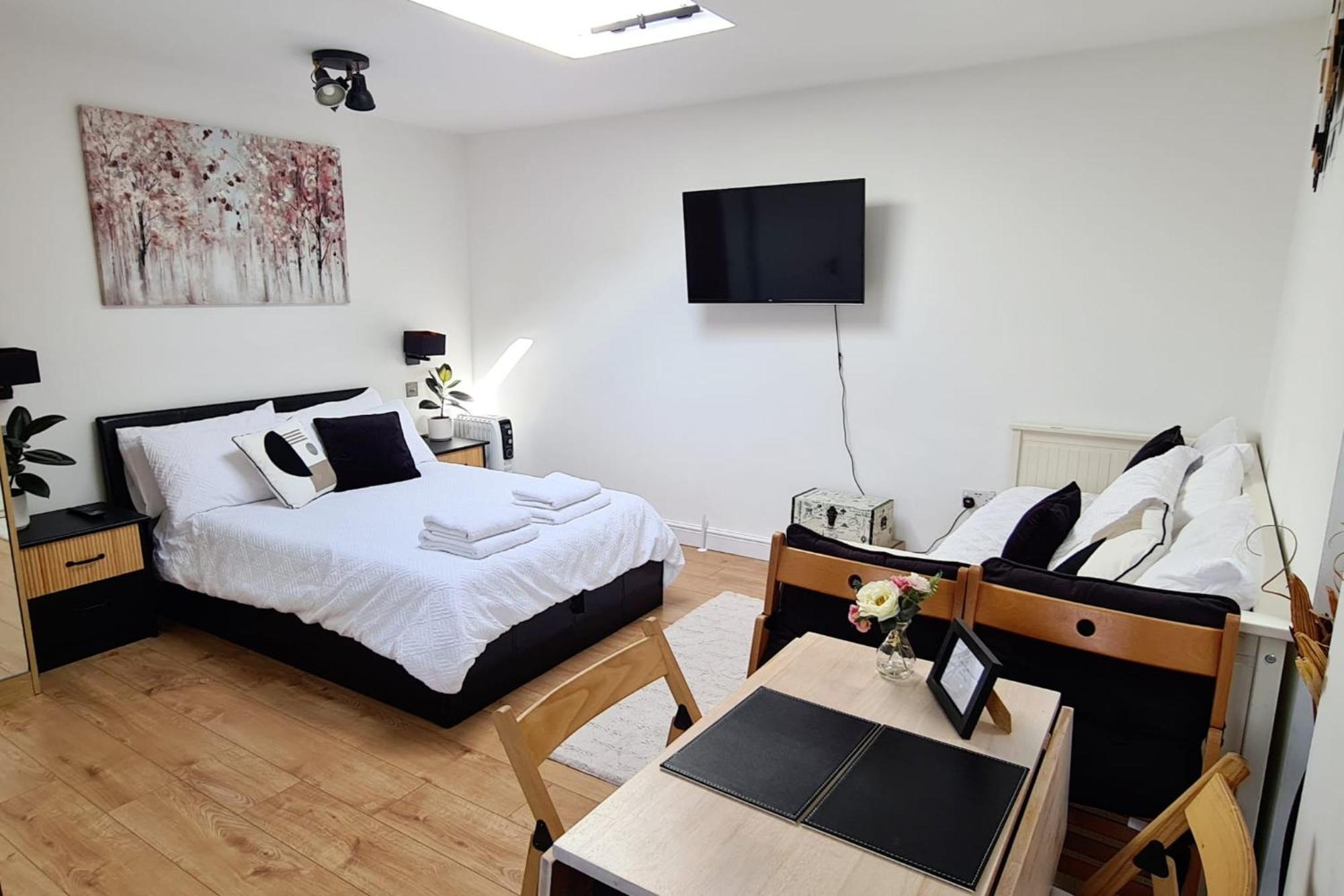 Canterbury Romantic Modern Home Goodnestone  Bagian luar foto