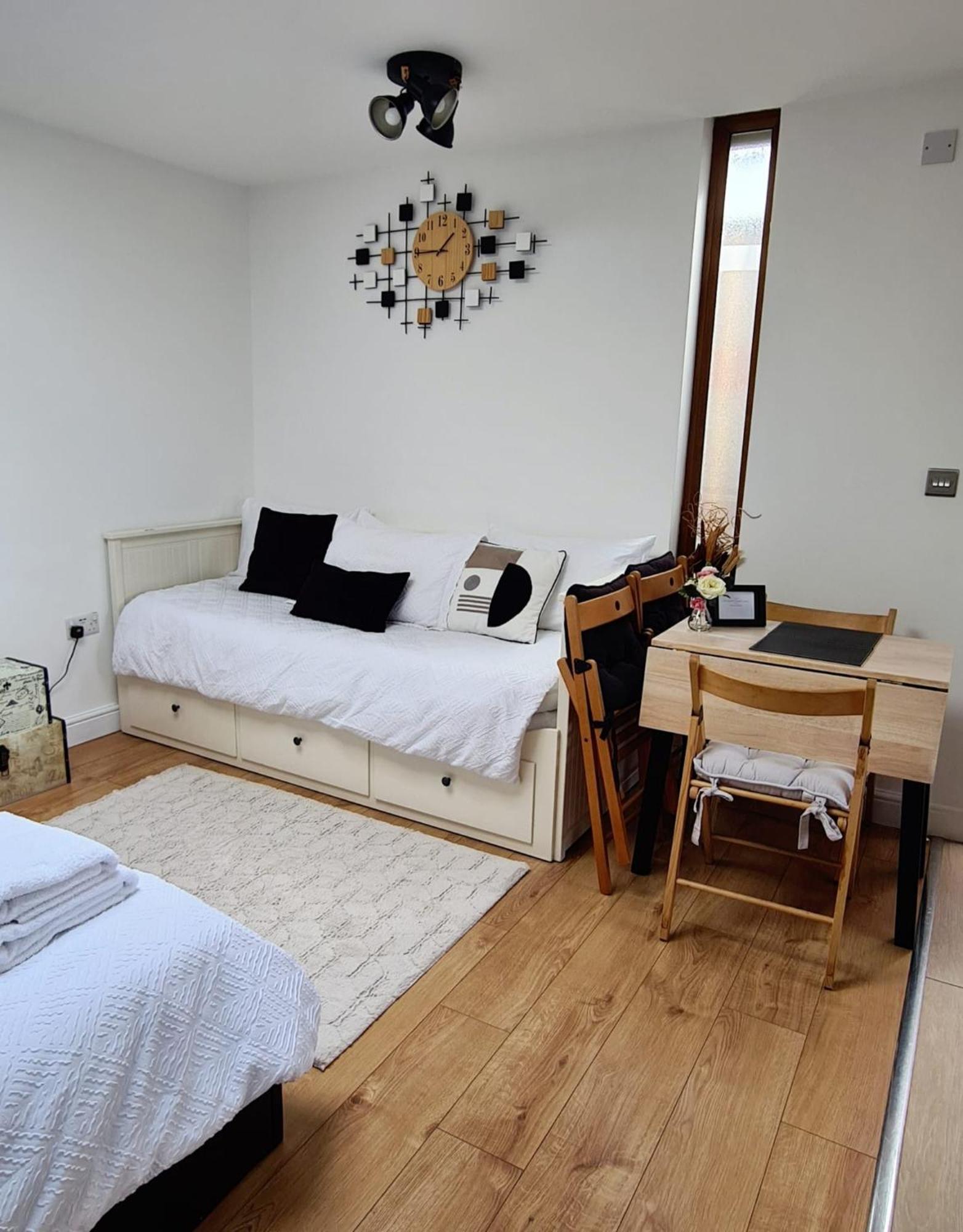 Canterbury Romantic Modern Home Goodnestone  Bagian luar foto