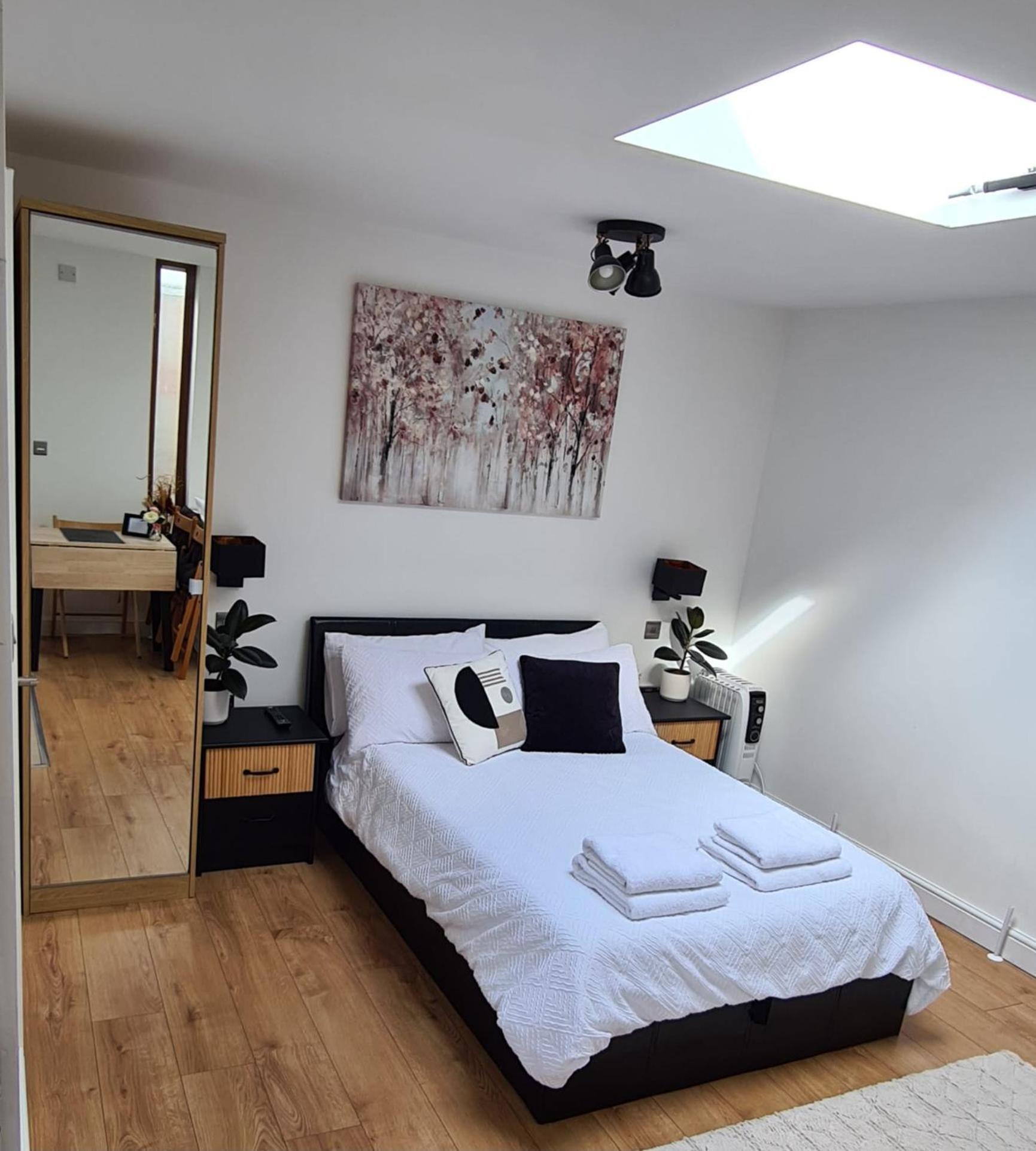 Canterbury Romantic Modern Home Goodnestone  Bagian luar foto